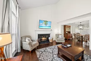 116 E Laurenbrook Ct, Cary, NC 27518 - Photo 5