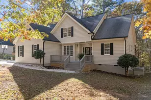 7018 Windover Dr, Durham, NC 27712 - Photo 3