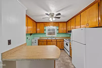 10263 U.S. 701 Highway S, Newton Grove, NC 28366 - Photo 17