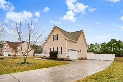 148 Helena Lane, Archer Lodge, NC 27527 - Photo 3