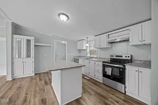 15 Dry Pond Ln, Zebulon, NC 27597 - Photo 7