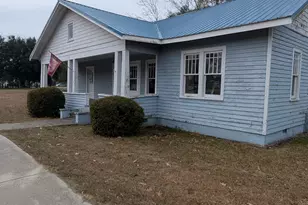 603 N Main St, Salemburg, NC 28385 - Photo 1