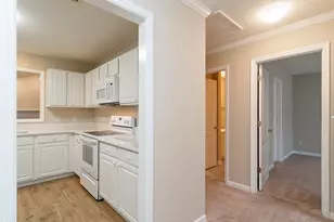 3027 Maple Ave, Burlington, NC 27215 - Photo 3