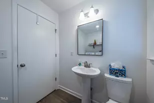 1025 Seabrook Rd, Raleigh, NC 27610 - Photo 25