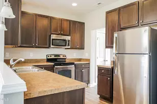 273 Florence Dr, Clayton, NC 27527 - Photo 7