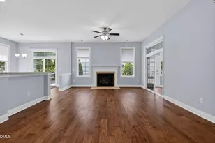11401 Emerald Creek Dr, Raleigh, NC 27617 - Photo 7