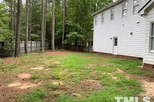 104 Paper Chase Ct, Cary, NC 27519 - Photo 15