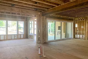 1105 Kingwood Dr, Raleigh, NC 27609 - Photo 5