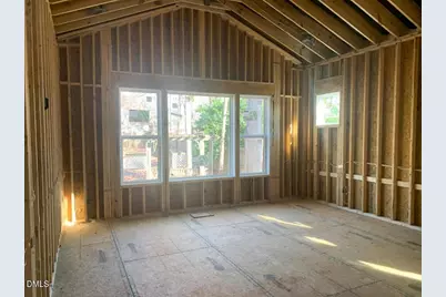 1105 Kingwood Drive, Raleigh, NC 27609 - Photo 9