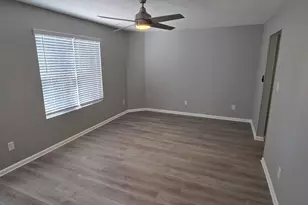 110 N Woodcrest St, Durham, NC 27703 - Photo 7