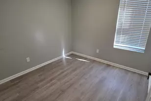 110 N Woodcrest St, Durham, NC 27703 - Photo 13