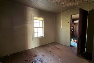 701 E D St, Newton, NC 28658 - Photo 9