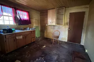 701 E D St, Newton, NC 28658 - Photo 15