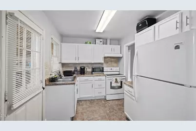 2007 Lynette Drive, Greensboro, NC 27403 - Photo 23