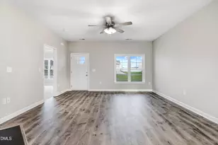 209 Dunbar Hl Dr, Fremont, NC 27830 - Photo 5