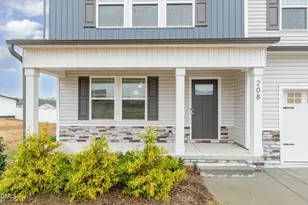 208 Tuscany Cir, Princeton, NC 27569 - Photo 5