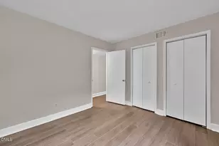 500 Umstead Dr, Chapel Hill, NC 27516 - Photo 13