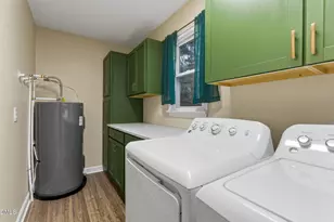 110 Autumn Ct, Zebulon, NC 27597 - Photo 19