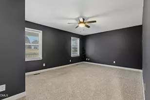 110 Autumn Ct, Zebulon, NC 27597 - Photo 23