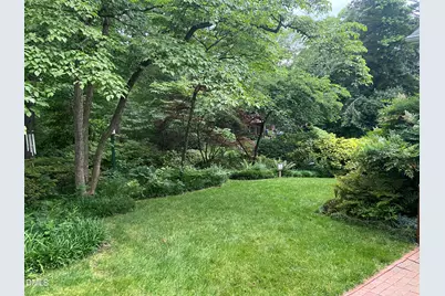 1100 Sudbury Court, Raleigh, NC 27609 - Photo 17