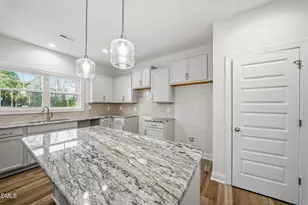 3810 Hatteras Dr, Fayetteville, NC 28312 - Photo 9