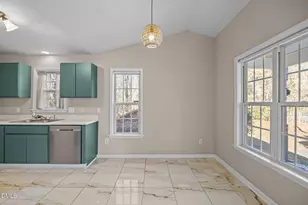 8225 Merriweather Cir, Raleigh, NC 27616 - Photo 21