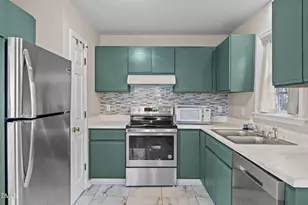 8225 Merriweather Cir, Raleigh, NC 27616 - Photo 17