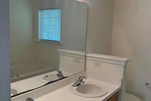 124 Fairford Dr, Holly Springs, NC 27540 - Photo 15