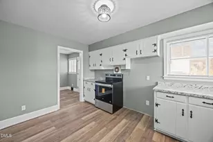 109 Warren Ave, Oxford, NC 27565 - Photo 15