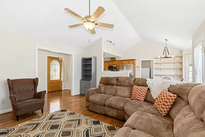 160 Glenmore Circle, Youngsville, NC 27596 - Photo 7