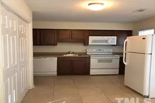 4413 Kaplan Dr, Raleigh, NC 27606 - Photo 3