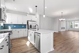 339 Chesapeake Cmns St, Garner, NC 27529 - Photo 5