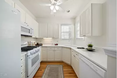 7710 Astoria Place, Raleigh, NC 27612 - Photo 9