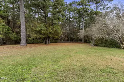 121 Hunting Green Drive, Jacksonville, NC 28546 - Photo 23