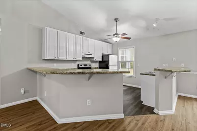 121 Hunting Green Drive, Jacksonville, NC 28546 - Photo 9