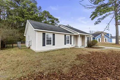 121 Hunting Green Drive, Jacksonville, NC 28546 - Photo 3