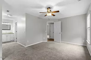 121 Hunting Green Dr, Jacksonville, NC 28546 - Photo 21