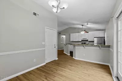 121 Hunting Green Drive, Jacksonville, NC 28546 - Photo 11