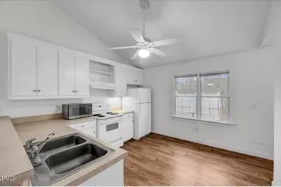 1525 Surrey Court, Rocky Mount, NC 27804 - Photo 13