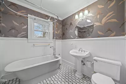 511 N Main Street, Graham, NC 27253 - Photo 29