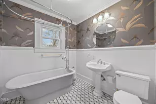 511 N Main St, Graham, NC 27253 - Photo 29