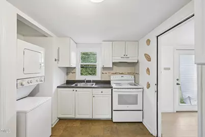 2400 Trueway Lane, Raleigh, NC 27603 - Photo 15