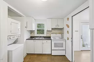 2400 Trueway Ln, Raleigh, NC 27603 - Photo 15