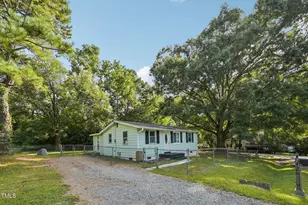 2400 Trueway Ln, Raleigh, NC 27603 - Photo 3