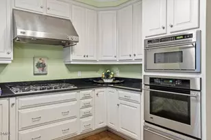 432 W Barbee Chapel Rd, Chapel Hill, NC 27517 - Photo 15