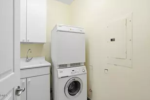 432 W Barbee Chapel Rd, Chapel Hill, NC 27517 - Photo 35