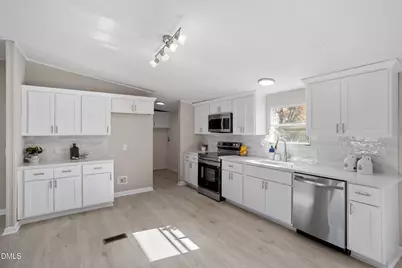 110 Autumn Winds Drive, Goldsboro, NC 27530 - Photo 3