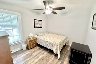 315 Walnut St, Cary, NC 27511 - Photo 27