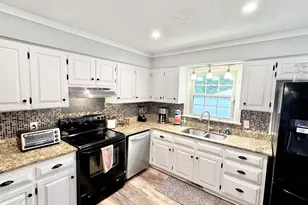 315 Walnut St, Cary, NC 27511 - Photo 17