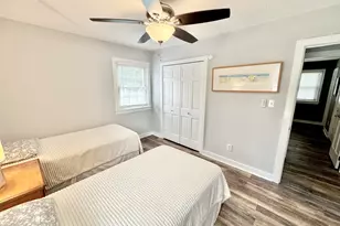 315 Walnut St, Cary, NC 27511 - Photo 31